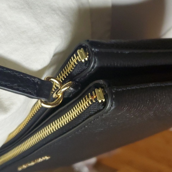 NWT Michael Kors JET SET TRAVEL Double Gusset Crossbody Pebble BLACK -Firm Price - Picture 5 of 15